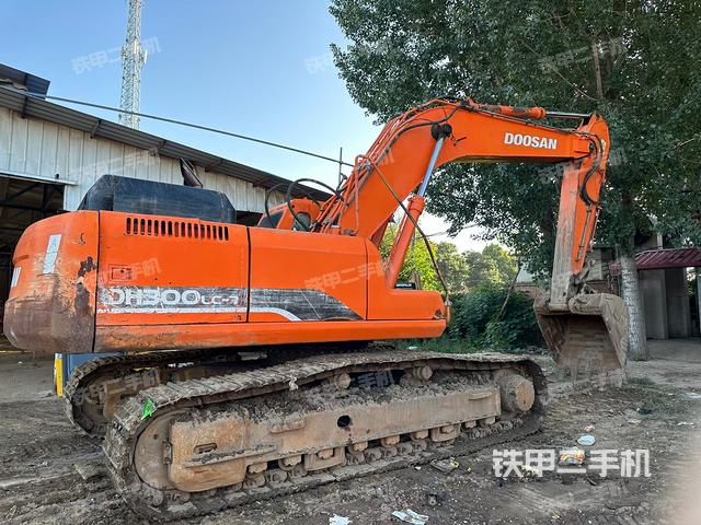 整机右后45°（整机外观）