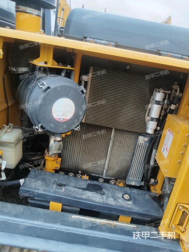 散熱器正面（大件艙室）