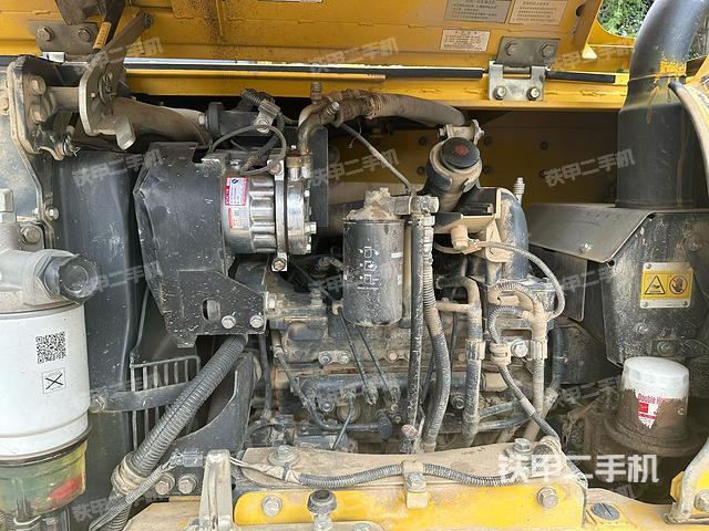 發(fā)動機整體俯視（整機外觀）