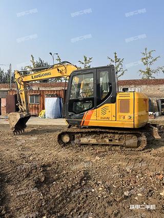 北京柳工CLG9075E挖掘机实拍图片