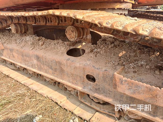 单侧履带整体（整机外观）