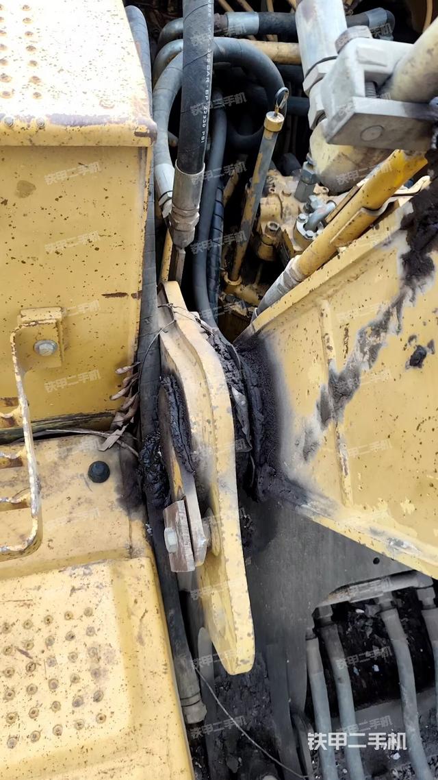 鏟斗右后整體（工作和回轉裝置）