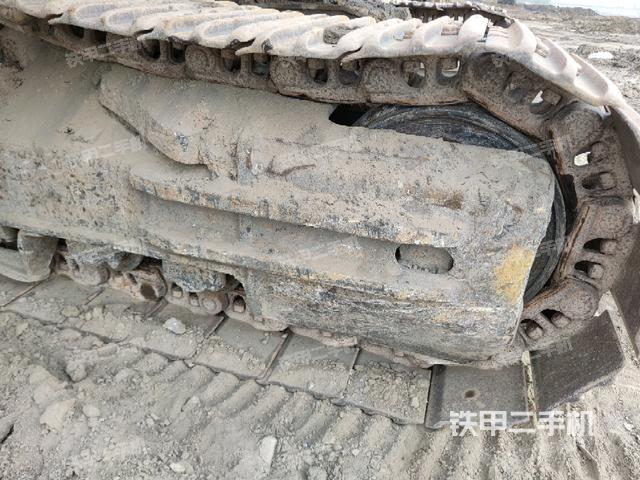 右側行走馬達蓋板（行走機構）