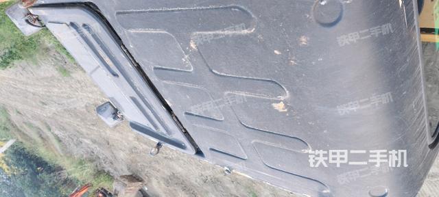 駕駛室頂部（整機(jī)外觀）