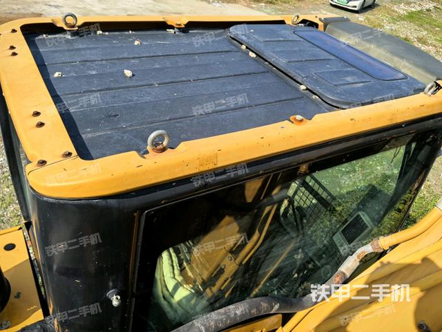 驾驶室顶部俯视（上车部件）