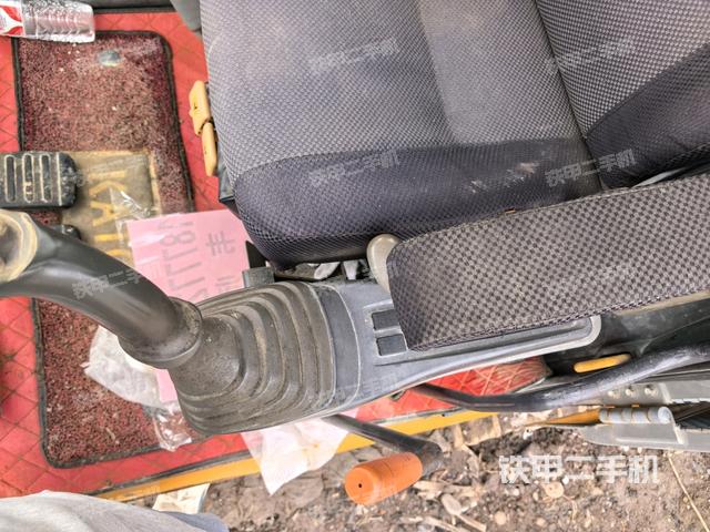 座椅后部（駕駛室部分）