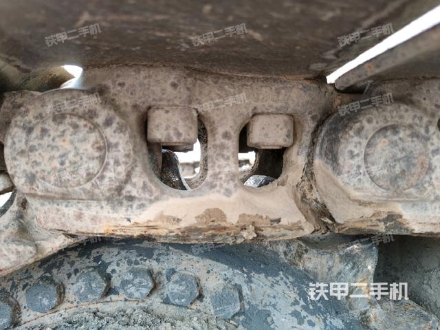 左側行走馬達蓋板（行走機構）