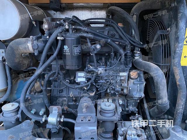 發(fā)動機整體俯視（整機外觀）