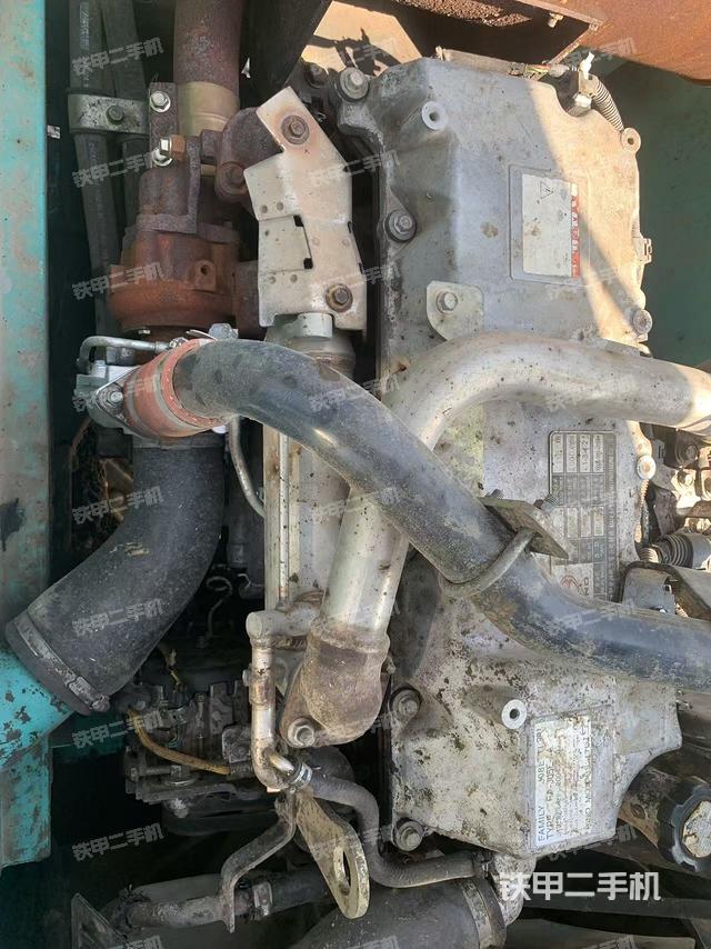 發(fā)動(dòng)機(jī)整體俯視（整機(jī)外觀）