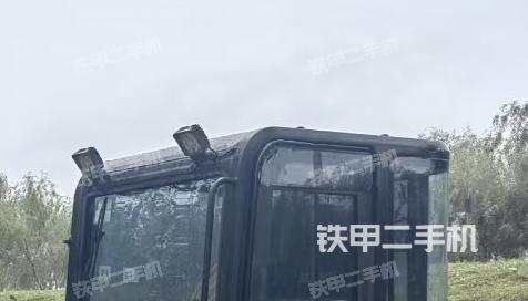 駕駛室頂部（整機(jī)外觀）