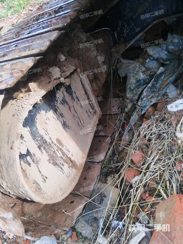 左側(cè)行走馬達蓋板（行走機構(gòu)）