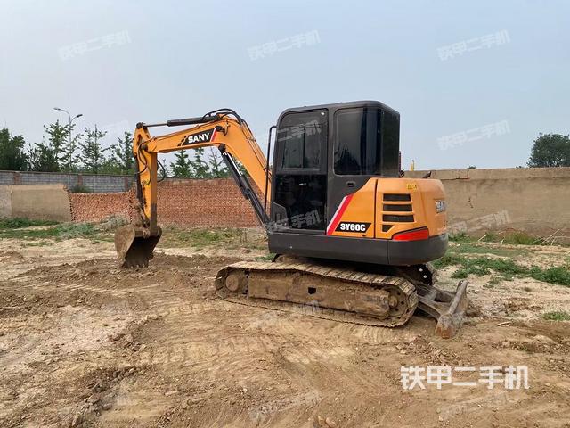三一重工SY60C挖掘機(jī)