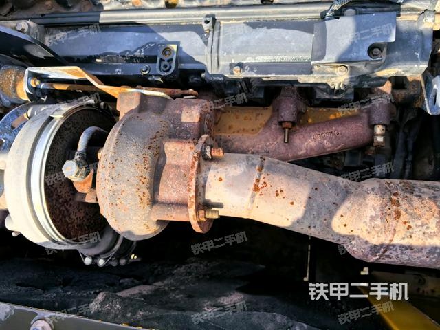 气门室盖螺丝特写（上车部件）