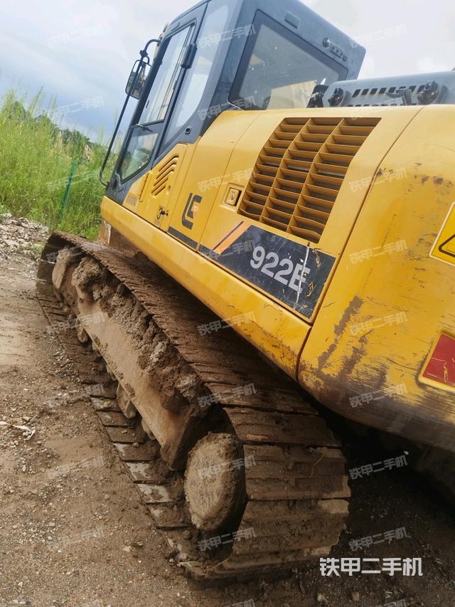 駕駛室左前45度（駕駛室部分）