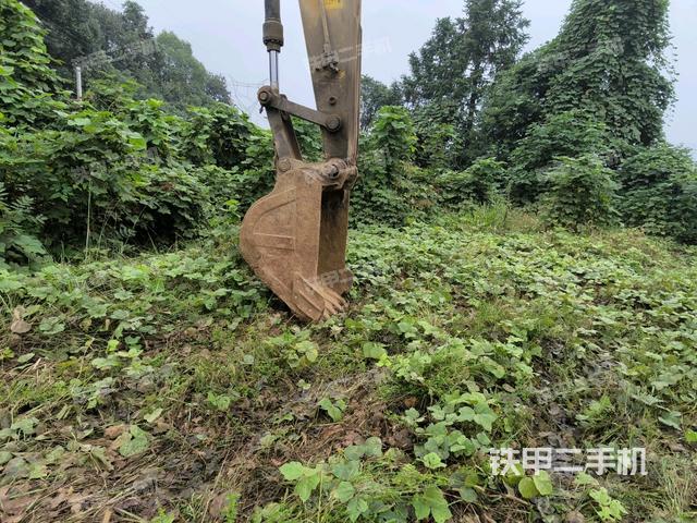 大臂根部?斜視（工作和回轉(zhuǎn)裝置）