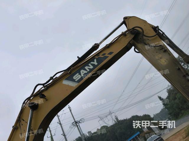 大臂油缸整體?豎拍（工作和回轉(zhuǎn)裝置）