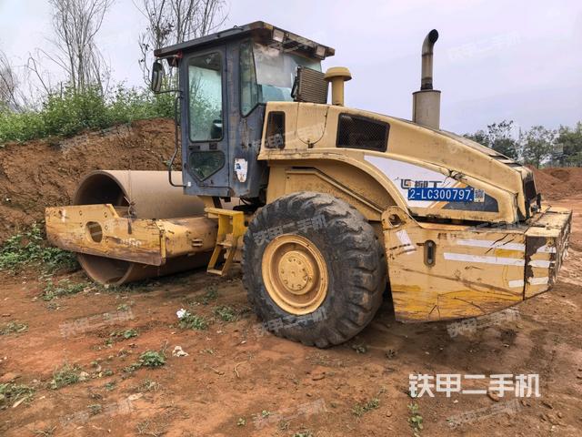 柳工CLG620壓路機(jī)