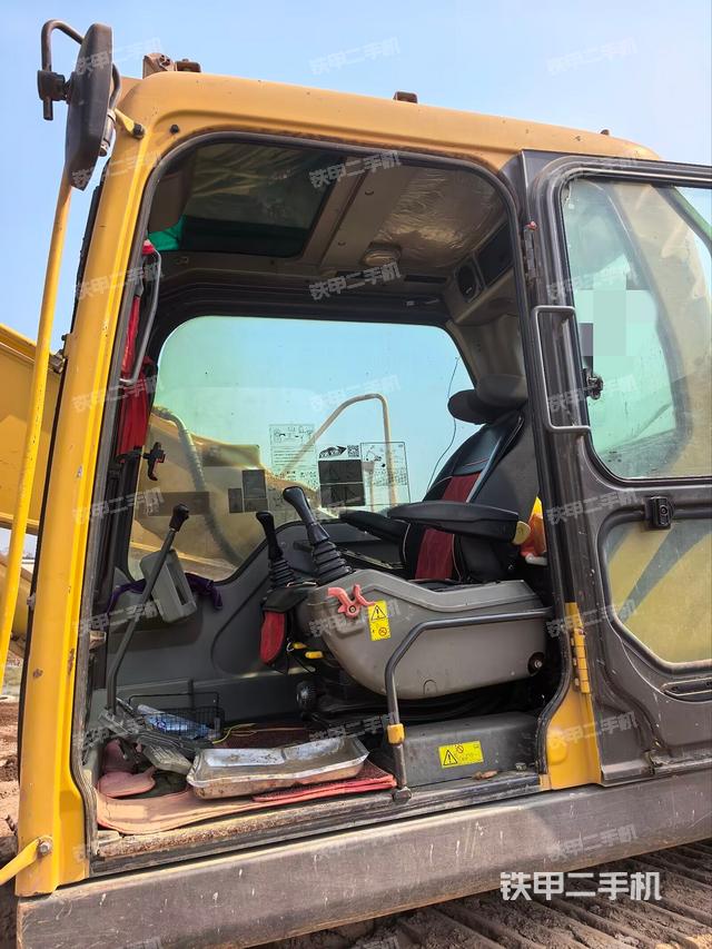 頂棚整體（駕駛室部分）