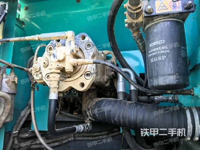 液壓泵斜45?左（大件艙室）