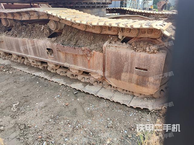 单侧履带整体（整机外观）