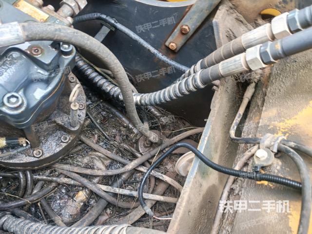 氣門室蓋螺絲特寫(上車部件) 氣門室蓋螺絲特寫(上車部件)