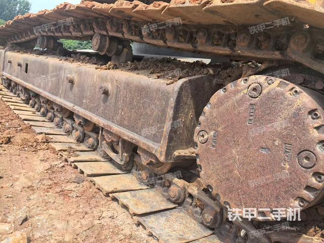 单侧履带整体（整机外观）