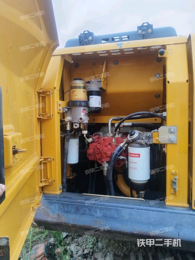 液壓泵室（大件艙室）