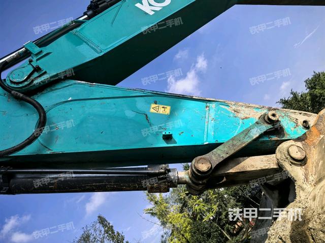 小臂整體左后（工作和回轉裝置）