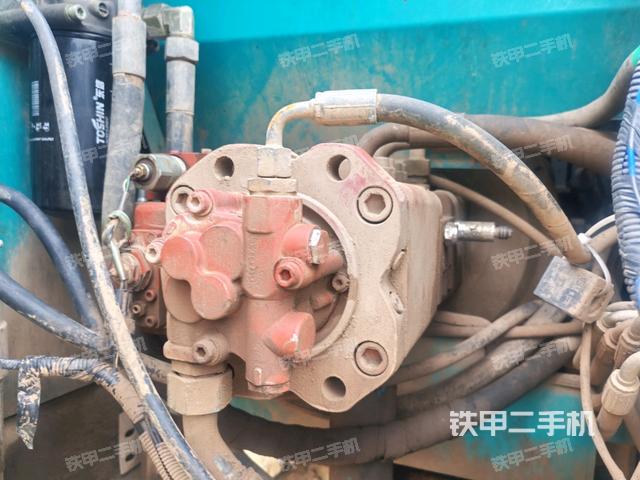 液压泵斜45 左（大件舱室）