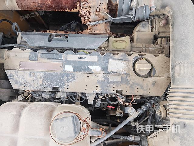 發(fā)動(dòng)機(jī)整體俯視(整機(jī)外觀) 發(fā)動(dòng)機(jī)整體俯視(整機(jī)外觀)