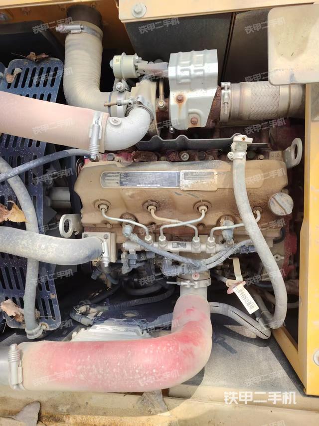 發(fā)動(dòng)機(jī)整體俯視(整機(jī)外觀) 發(fā)動(dòng)機(jī)整體俯視(整機(jī)外觀)