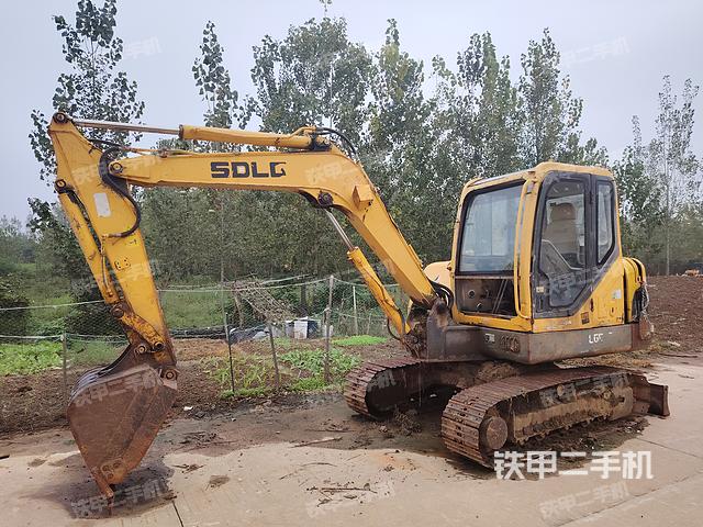 山东临工LG665挖掘机