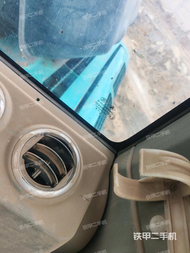 驾驶室左后45度（驾驶室部分）