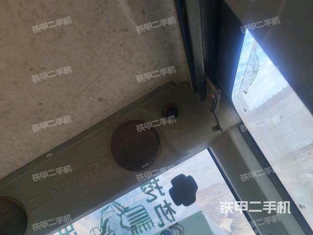 右侧玻璃角标（驾驶室部分）