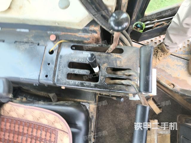 小时表（推土机驾驶室）