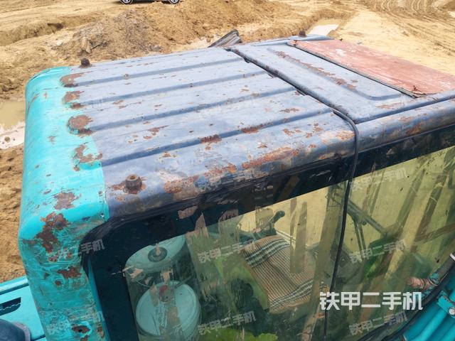 驾驶室顶部俯视（上车部件）