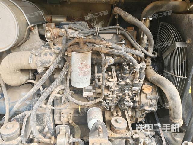 发动机整体俯视（整机外观）