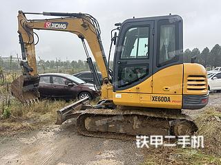 徐工XE60D挖掘机实拍图片