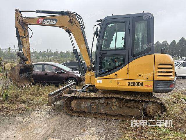 徐工XE60D挖掘機(jī)