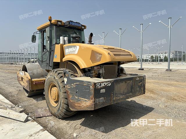 整機(jī)右后45°(設(shè)備外觀及核心部件) 整機(jī)右后45°(設(shè)備外觀及核心部件)
