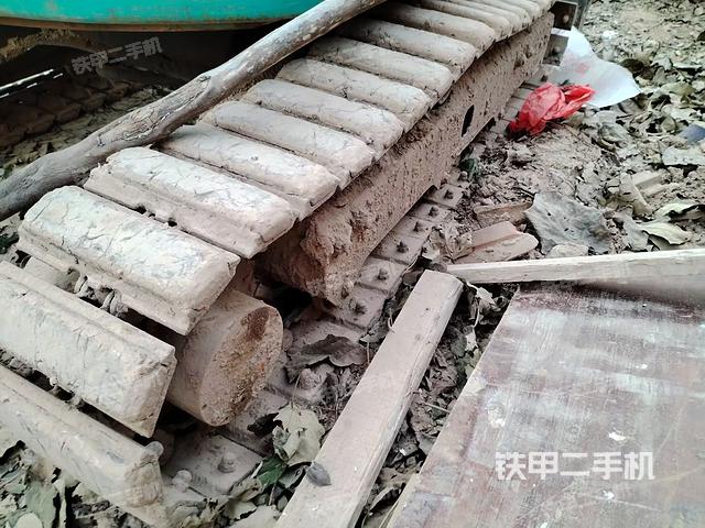 單側(cè)履帶整體（整機外觀）