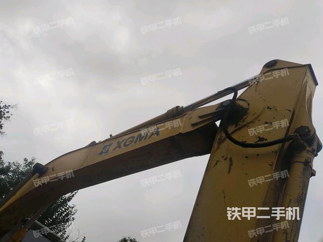 小臂整體左后（工作和回轉(zhuǎn)裝置）