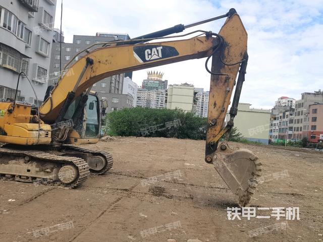 大臂整體?右側(cè)（工作和回轉(zhuǎn)裝置）