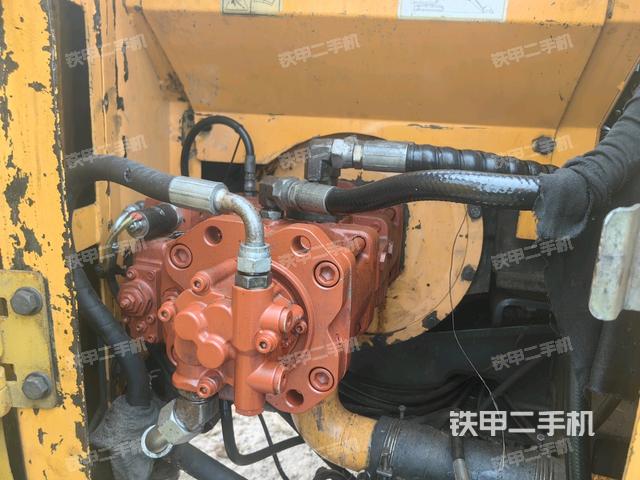 液压泵室（大件舱室）