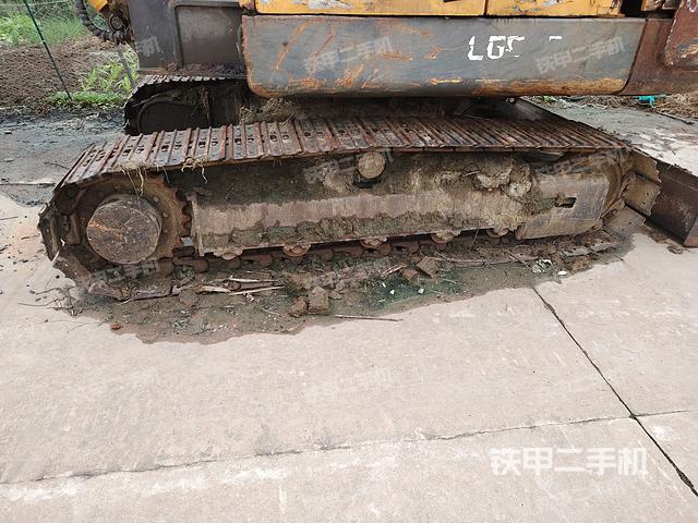 單側履帶整體(整機外觀) 單側履帶整體(整機外觀)