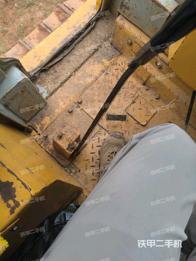 驾驶室外顶部全景（推土机驾驶室）