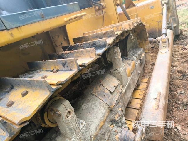 左引导轮（推土机底盘及工作装置）