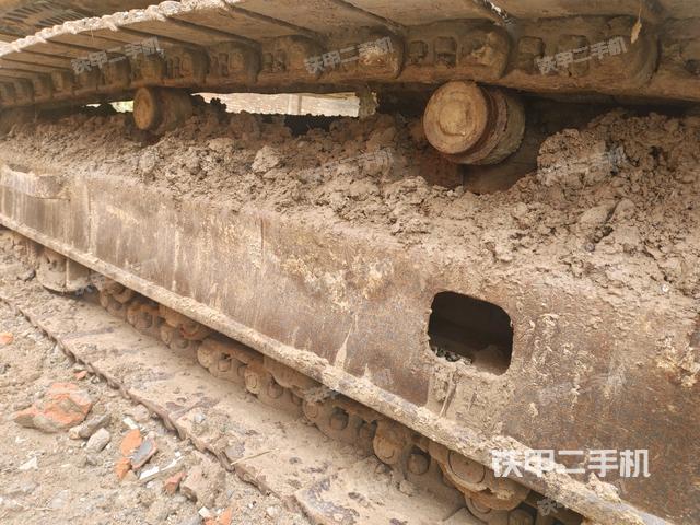 右導(dǎo)向輪（行走機(jī)構(gòu)）