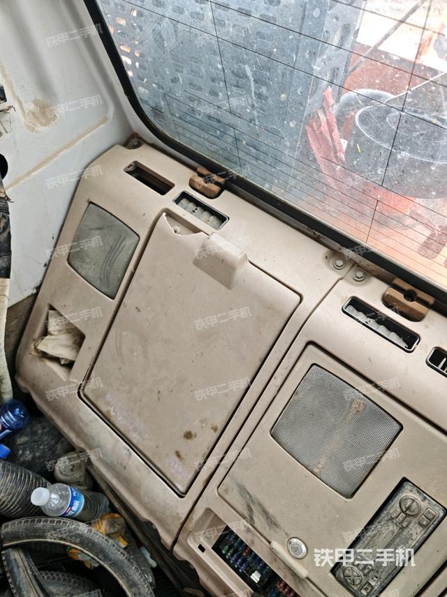 座椅后部（駕駛室部分）