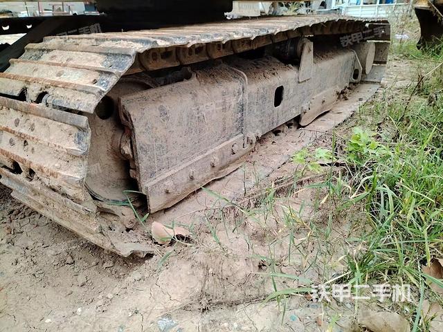 單側(cè)履帶整體（整機(jī)外觀）